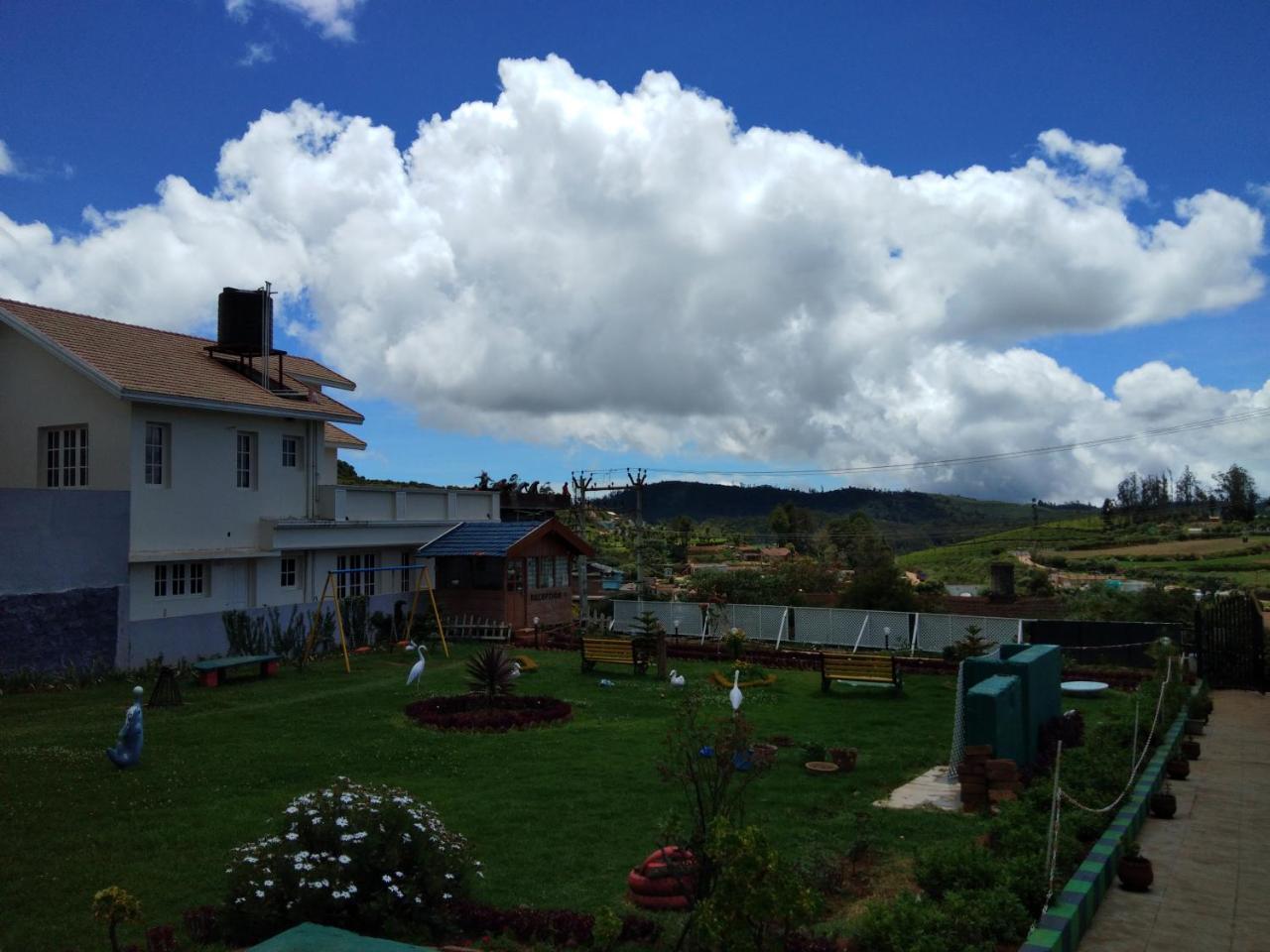 Drizzle Drop Inn Ooty Kültér fotó